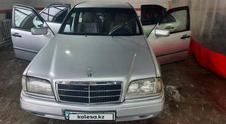 Mercedes-Benz C 180 1993 года за 2 200 000 тг. в Астана