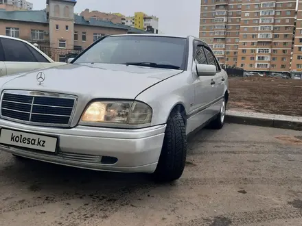 Mercedes-Benz C 180 1993 года за 2 200 000 тг. в Астана – фото 8