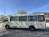 Toyota  Coaster 2016 года за 21 500 000 тг. в Аксай – фото 5