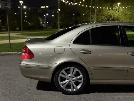 Mercedes-Benz E 320 2002 года за 5 500 000 тг. в Астана – фото 12