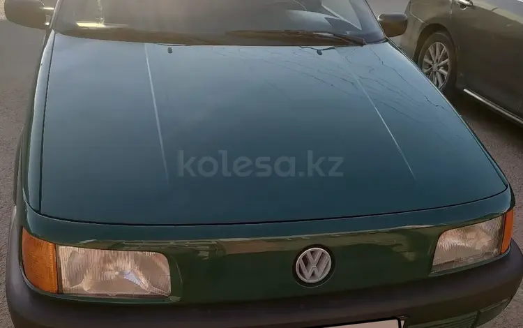 Volkswagen Passat 1990 годаүшін2 700 000 тг. в Астана