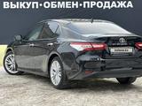 Toyota Camry 2019 годаүшін13 999 000 тг. в Актобе – фото 3