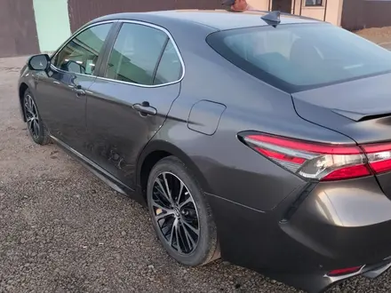 Toyota Camry 2019 года за 8 999 999 тг. в Уральск – фото 9