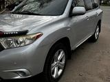 Toyota Highlander 2012 года за 12 100 000 тг. в Алматы – фото 2