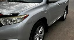 Toyota Highlander 2012 года за 12 100 000 тг. в Алматы – фото 2