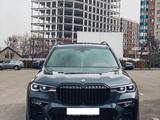 BMW X7 2021 года за 54 000 000 тг. в Алматы – фото 2