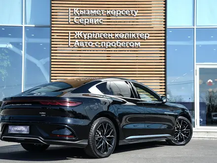 BYD Han Flagship EV 2025 года за 14 990 000 тг. в Шымкент – фото 18