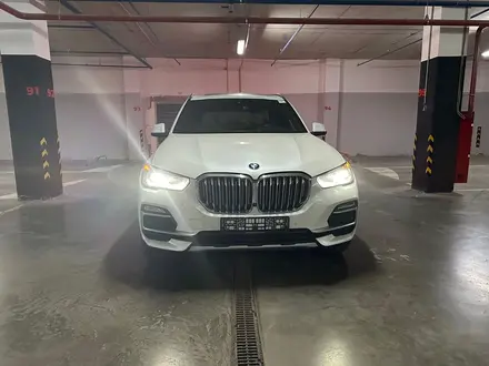 BMW X5 2018 года за 31 000 000 тг. в Алматы – фото 3