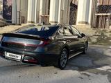 Hyundai Sonata 2019 года за 11 500 000 тг. в Шымкент – фото 4