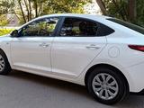 Hyundai Accent 2020 годаfor8 500 000 тг. в Петропавловск – фото 2