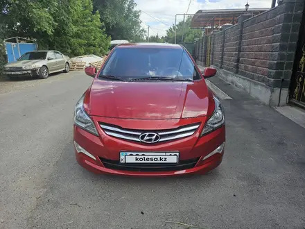 Hyundai Solaris 2015 года за 5 500 000 тг. в Талдыкорган – фото 2