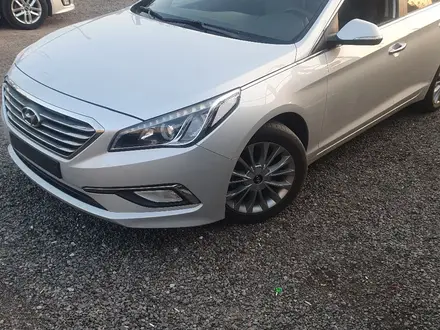 Hyundai Sonata 2015 годаүшін7 700 000 тг. в Алматы – фото 2