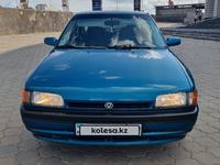 Mazda 323 1993 годаfor1 850 000 тг. в Караганда