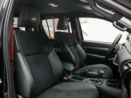 Toyota Hilux 2026 года за 32 400 000 тг. в Алматы – фото 20