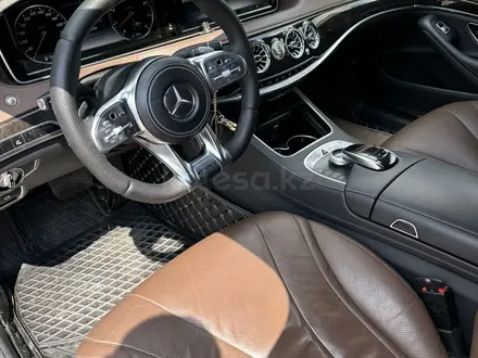 Mercedes-Benz S 500 2015 года за 22 500 000 тг. в Алматы – фото 16