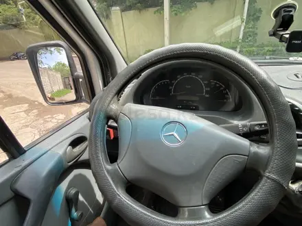 Mercedes-Benz Sprinter 2004 года за 5 500 000 тг. в Алматы – фото 7