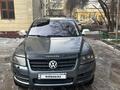 Volkswagen Touareg 2004 годаүшін4 500 000 тг. в Алматы