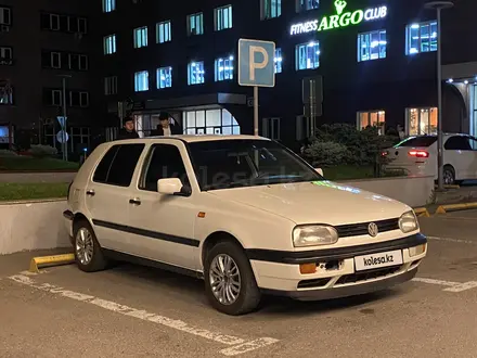 Volkswagen Golf 1993 года за 1 700 000 тг. в Алматы