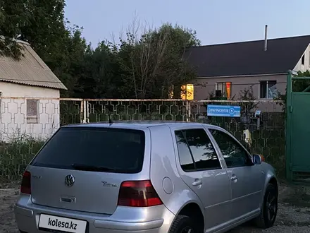 Volkswagen Golf 2001 года за 2 650 000 тг. в Астана – фото 5