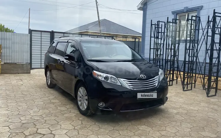 Toyota Sienna 2014 годаүшін11 300 000 тг. в Атырау