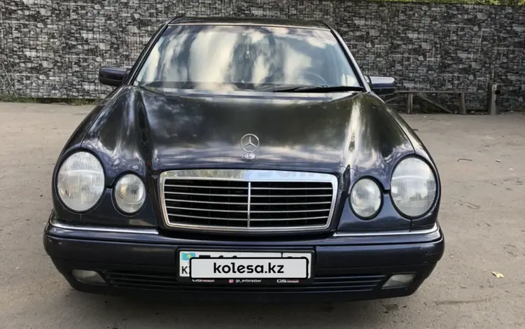 Mercedes-Benz E 240 1998 годаүшін2 900 000 тг. в Алматы