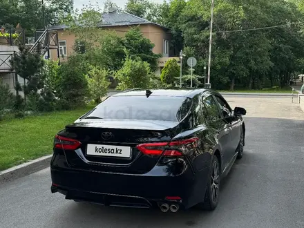 Toyota Camry 2021 года за 10 000 000 тг. в Алматы – фото 5