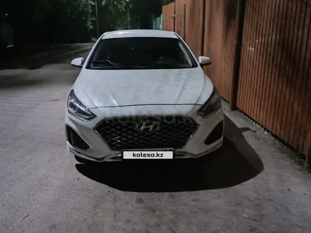 Hyundai Sonata 2019 года за 9 300 000 тг. в Алматы – фото 6