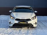 Kia Ceed БЕЗ ВОДИТЕЛЯ в Усть-Каменогорск – фото 2