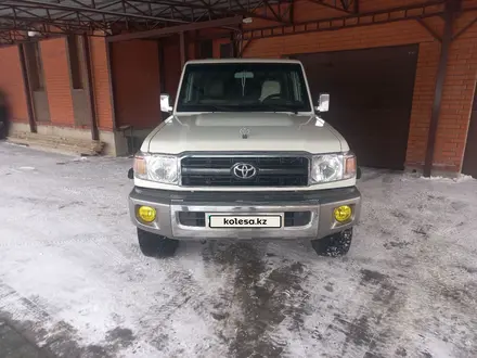 Toyota Land Cruiser 2017 года за 24 000 000 тг. в Астана – фото 3