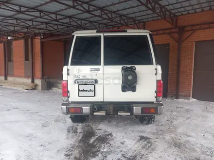 Toyota Land Cruiser 2017 года за 24 000 000 тг. в Астана – фото 4