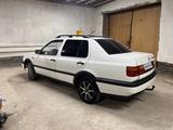 Volkswagen Vento 1993 года за 950 000 тг. в Кызылорда – фото 2