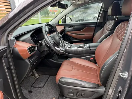 Hyundai Santa Fe 2021 года за 14 750 000 тг. в Петропавловск – фото 12