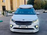 Kia Carnival 2015 года за 13 500 000 тг. в Астана