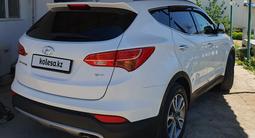Hyundai Santa Fe 2014 года за 9 600 000 тг. в Актау