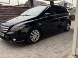 Mercedes-Benz B 180 2013 года за 6 349 000 тг. в Алматы – фото 2