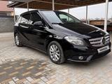 Mercedes-Benz B 180 2013 года за 6 349 000 тг. в Алматы – фото 5