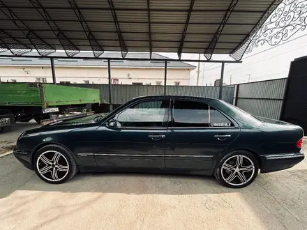Mercedes-Benz E 280 2001 года за 4 000 000 тг. в Кызылорда – фото 3