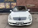 Mercedes-Benz R 500 2006 года за 7 000 000 тг. в Астана – фото 2