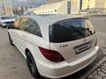 Mercedes-Benz R 500 2006 года за 5 200 000 тг. в Астана – фото 3