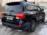 Toyota Land Cruiser 2013 года за 26 500 000 тг. в Алматы – фото 4