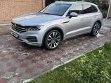 Volkswagen Touareg 2022 годаүшін33 000 000 тг. в Костанай – фото 2
