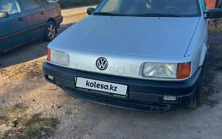 Volkswagen Passat 1992 годаfor1 750 000 тг. в Астана