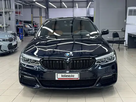 BMW 540 2020 года за 25 500 000 тг. в Алматы – фото 4