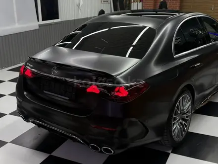 Mercedes-Benz E 53 AMG 2025 года за 70 000 000 тг. в Алматы – фото 27