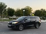 Toyota Highlander 2016 года за 16 000 000 тг. в Туркестан