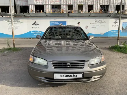 Toyota Camry 1998 года за 3 100 000 тг. в Алматы – фото 3