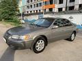 Toyota Camry 1998 года за 3 100 000 тг. в Алматы – фото 2