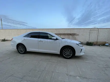 Toyota Camry 2015 года за 10 999 999 тг. в Жанаозен – фото 3