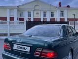 Mercedes-Benz E 230 1997 годаүшін2 850 000 тг. в Астана – фото 5