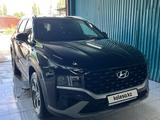 Hyundai Santa Fe 2023 года за 17 200 000 тг. в Алматы – фото 3